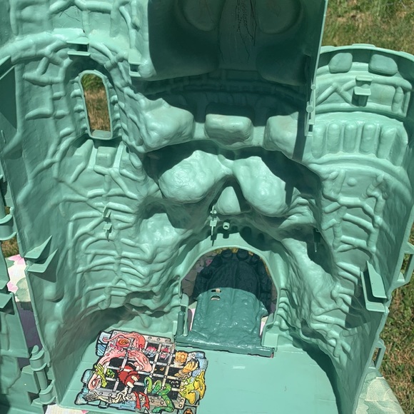 Vintage He-Man 1981 Castle Grayskull Playset Toy - Picture 8 of 9